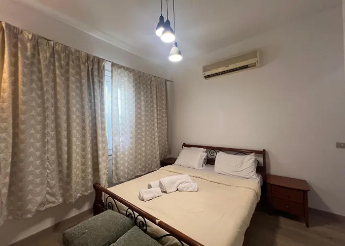 Cozy South Marina 2bdr With Pool Access